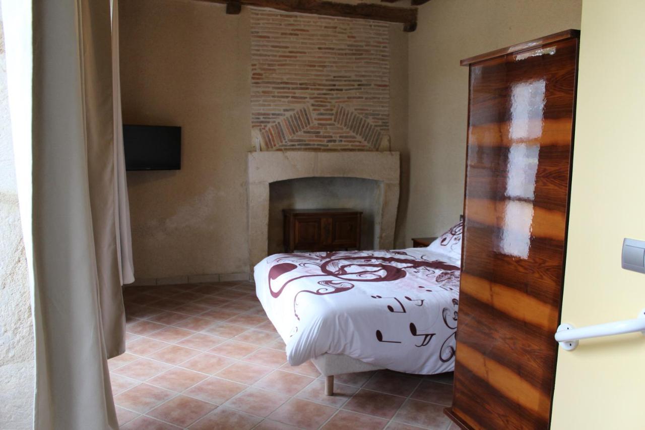 Domaine De La Touche Mosnay Bed & Breakfast Екстериор снимка