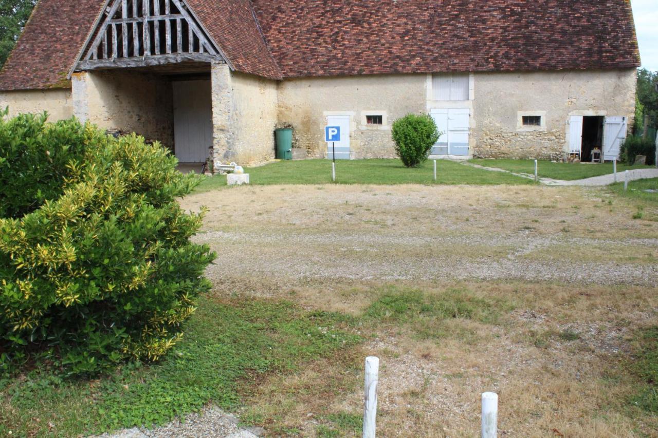 Domaine De La Touche Mosnay Bed & Breakfast Екстериор снимка
