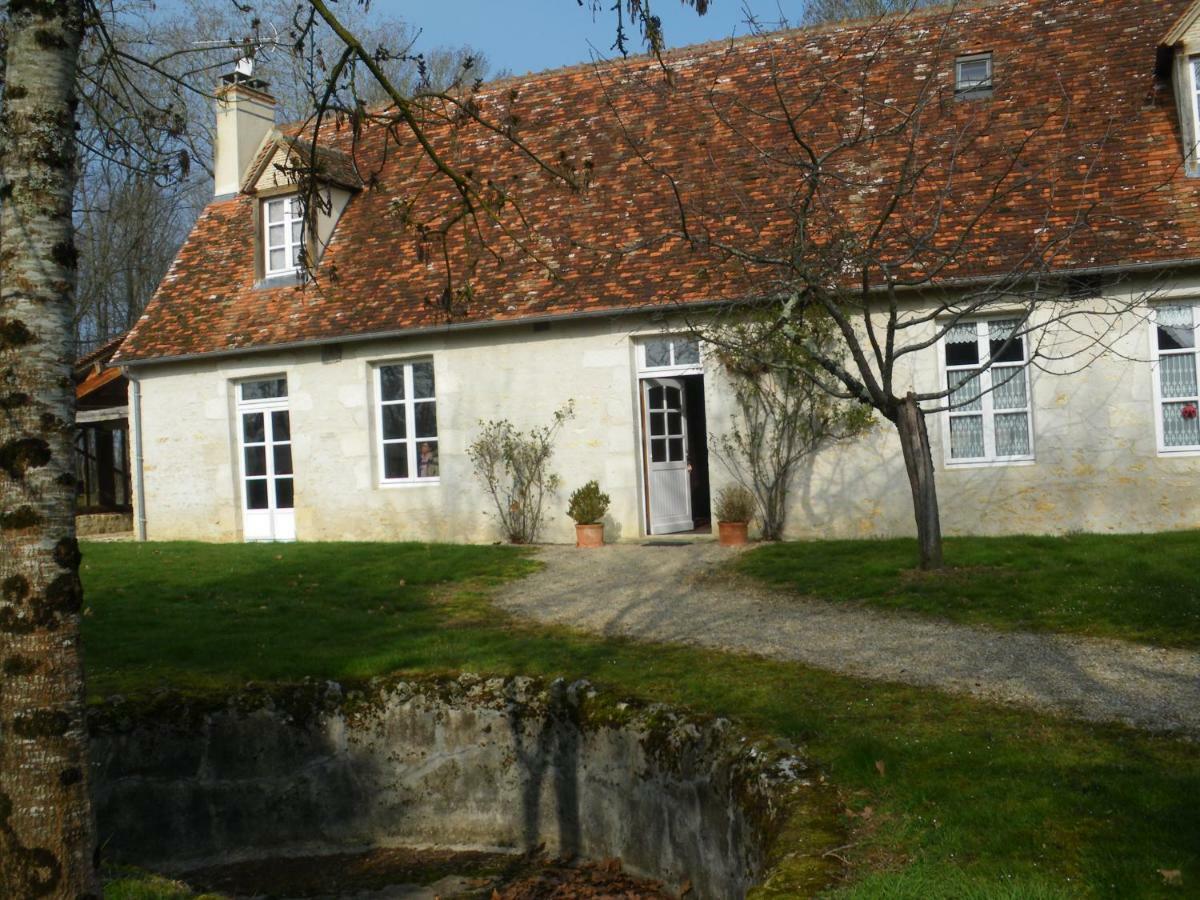 Domaine De La Touche Mosnay Bed & Breakfast Екстериор снимка