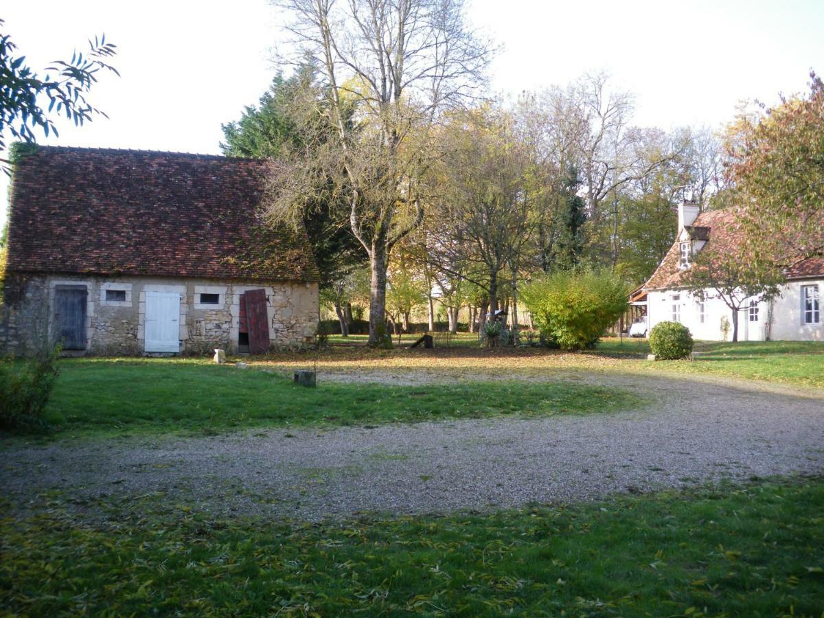 Domaine De La Touche Mosnay Bed & Breakfast Екстериор снимка