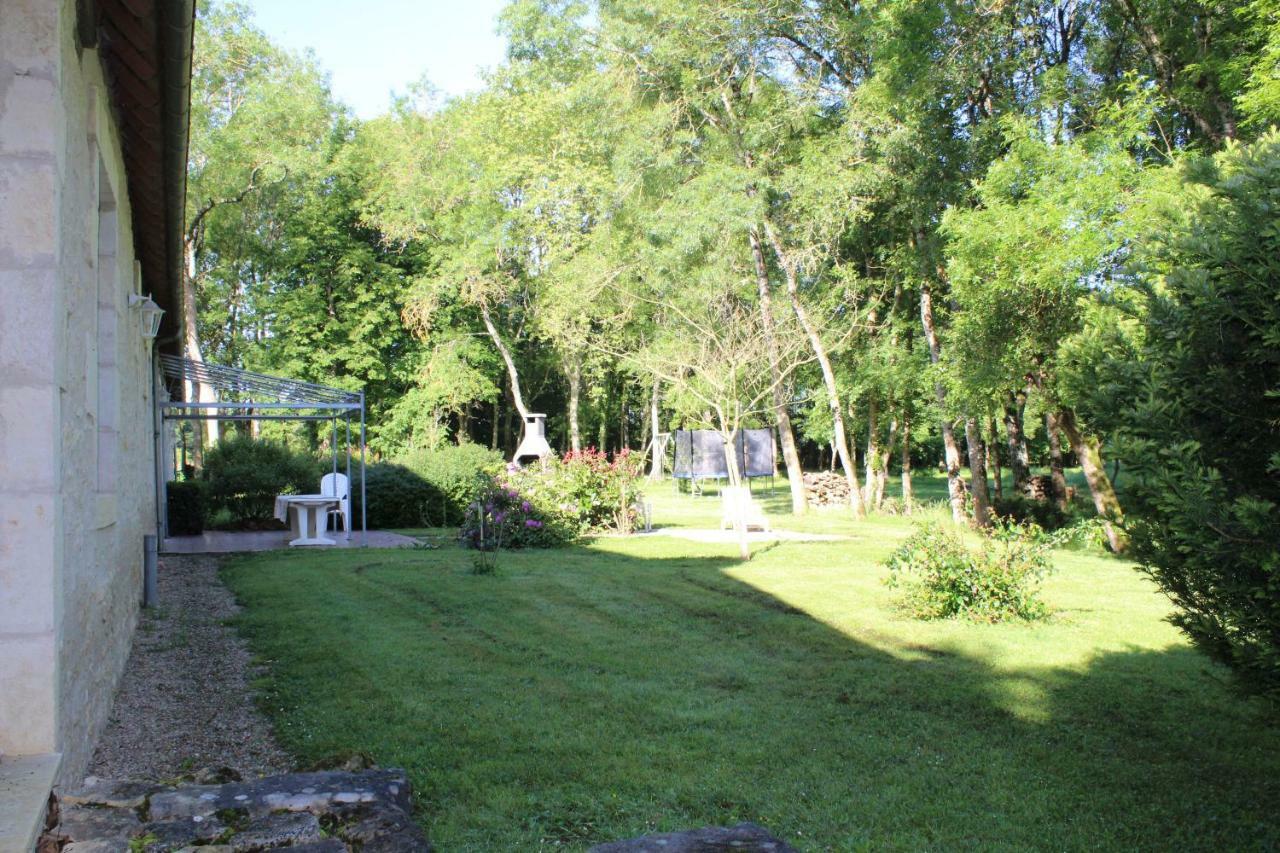 Domaine De La Touche Mosnay Bed & Breakfast Екстериор снимка